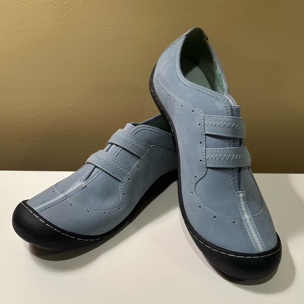 Clarks Women’s Light Blue Sneakers with Black Rubber Soles